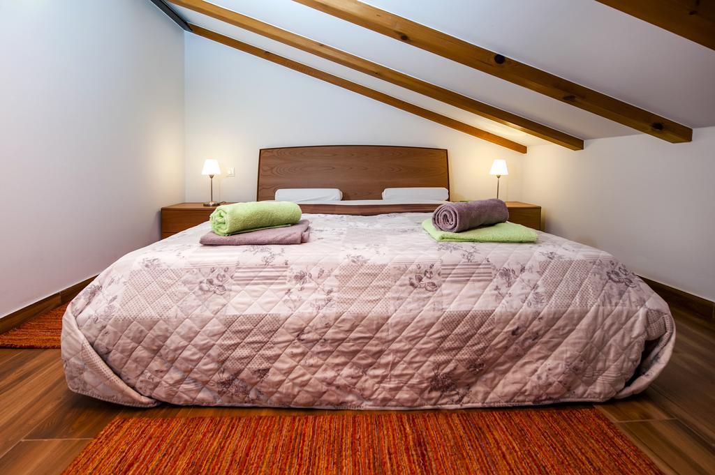 Apartment The Loft Ровин Екстериор снимка