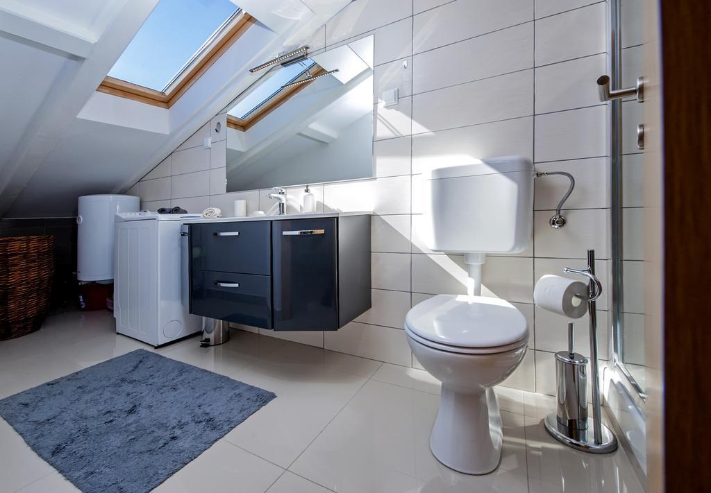 Apartment The Loft Ровин Екстериор снимка